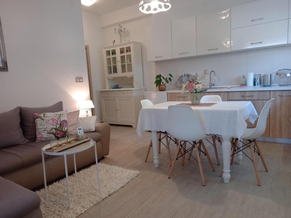 Apartmani Bruna Jezera Zewnętrze zdjęcie
